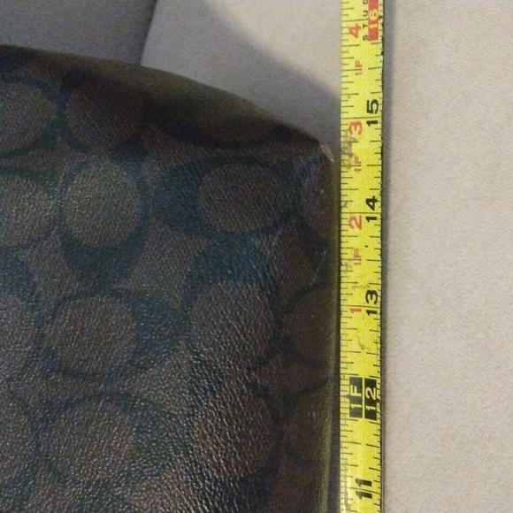 Coach leather monogram shoulder bag - Picture 9 of 12